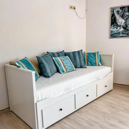 Central Apartments Bol * Μπολ